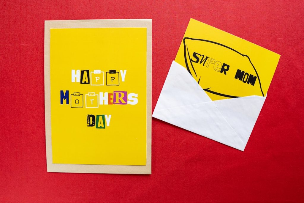 idées de cadeaux diy pour la fête des mères : créez des présents personnalisés et touchants faits maison pour gâter maman avec amour.