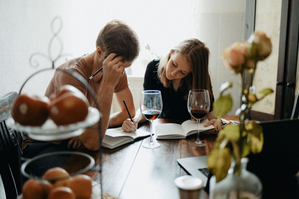découvrez des idées de cadeaux originales et inspirantes pour les couples, parfaites pour toutes les occasions et pour faire plaisir à deux.