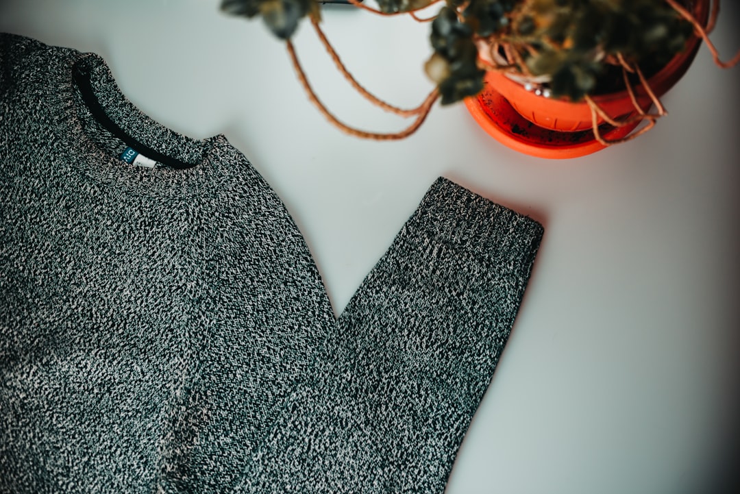 conseils pratiques pour entretenir vos pulls en laine afin de préserver leur douceur et leur qualité.